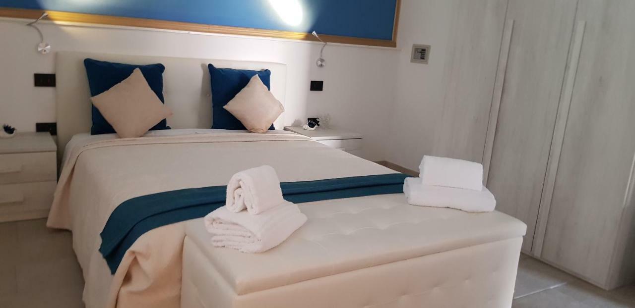 Albeldi' Hotell Domus De Maria Exteriör bild